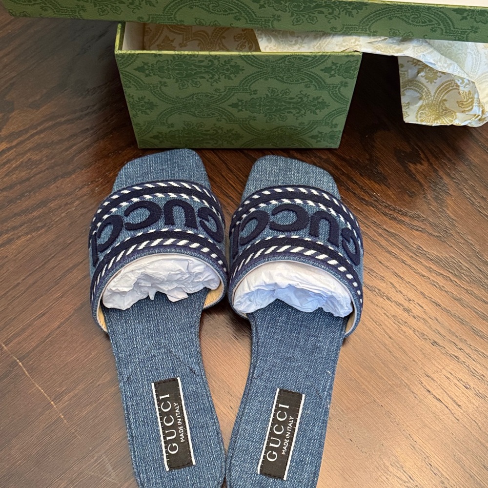 No brand denim slides. My own personal sandals